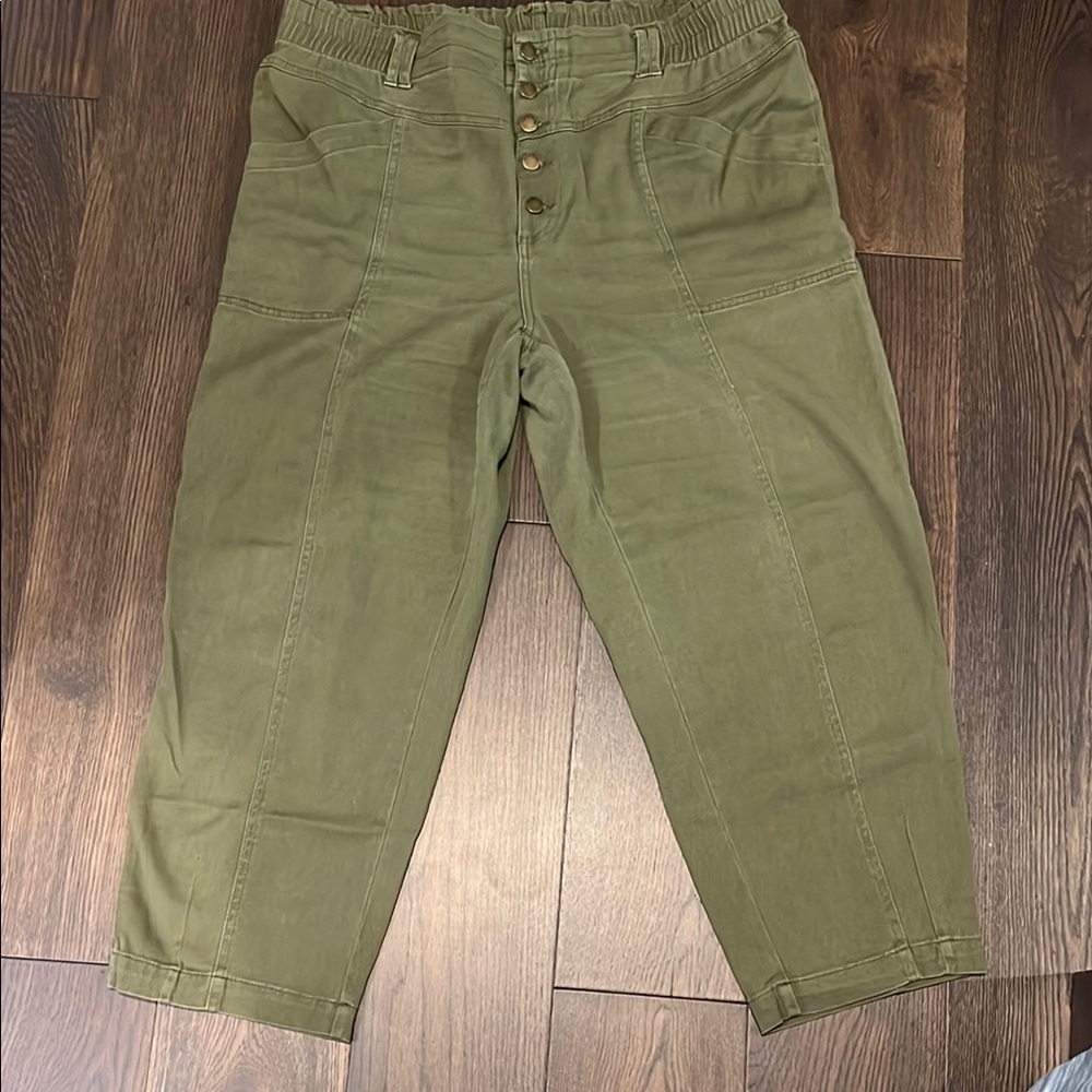 Olive Green High-Waisted Pants